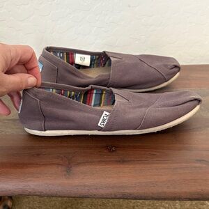 TOMS women’s Slip-On Loafers - Brown 7